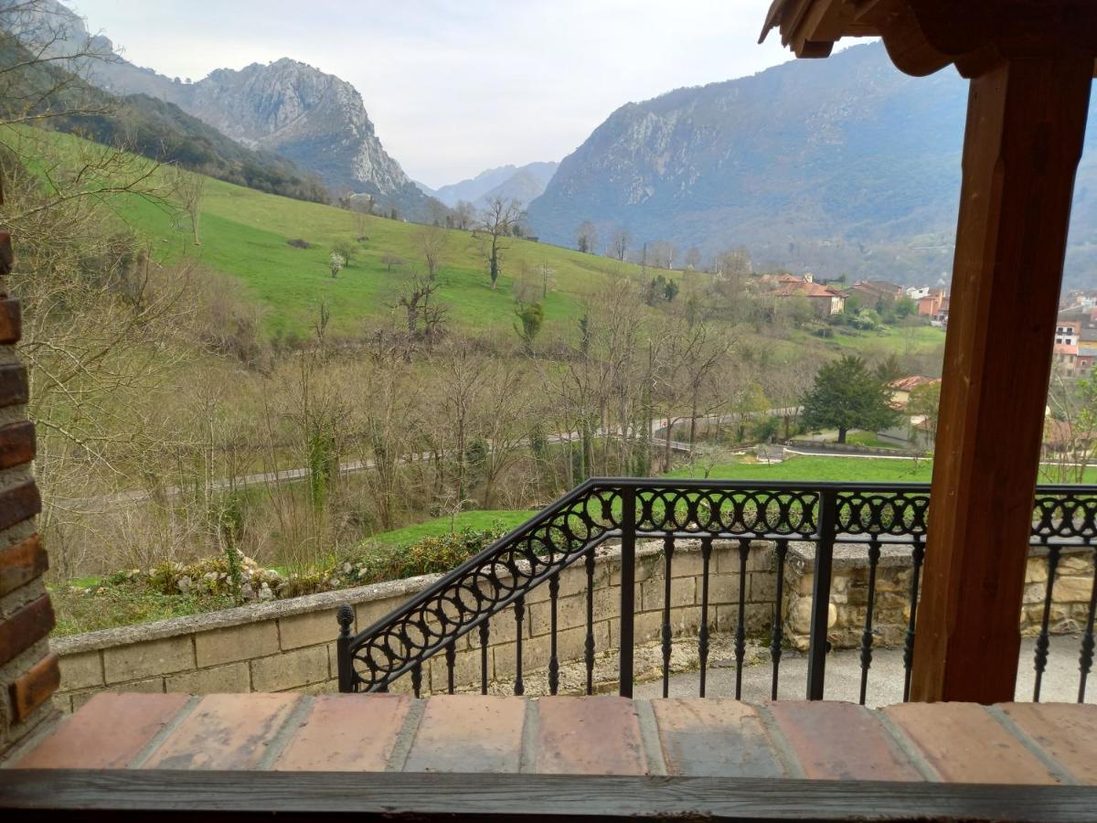 Apartamentos El Ardinal Arenas De Cabrales Dış mekan fotoğraf