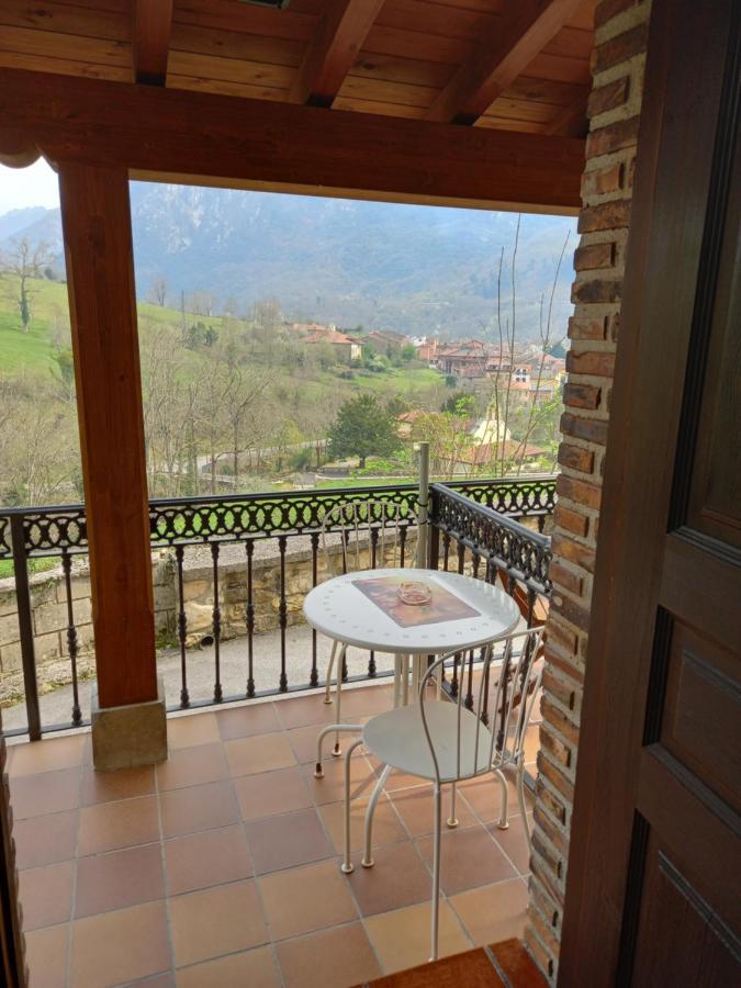 Apartamentos El Ardinal Arenas De Cabrales Dış mekan fotoğraf